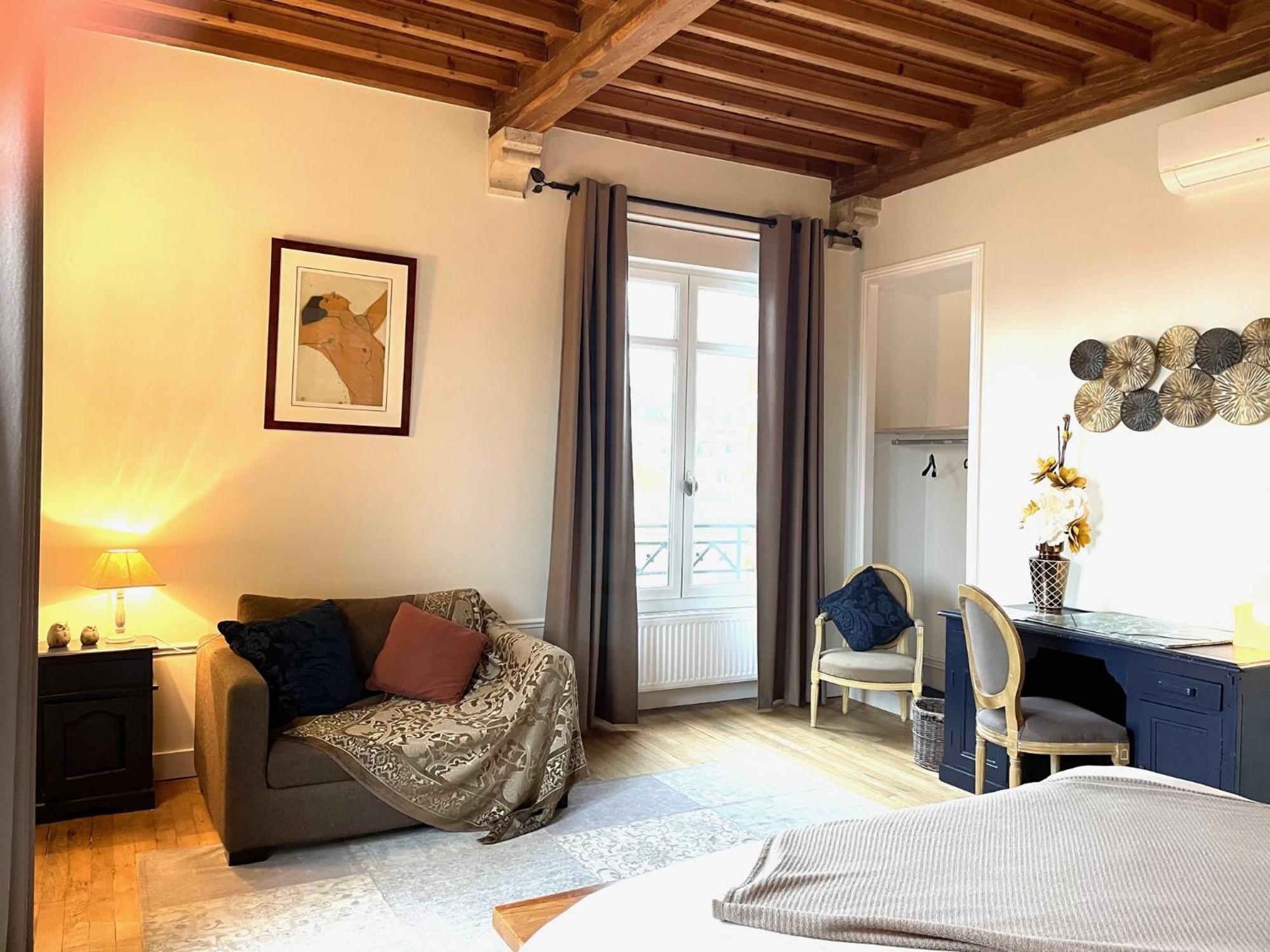 Maunoury Citybreak Chartres Room photo